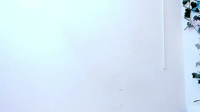 SophiaQueens online show from 10-30-25, 08:20