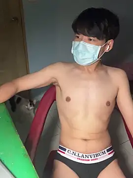 Snapshot of chipboo chatting on 09-13-25, 07:35 chipboo online show from 09-13-25, 07:35