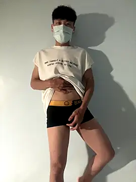 Snapshot of chipboo chatting on 10-18-25, 11:55 chipboo online show from 10-18-25, 11:55