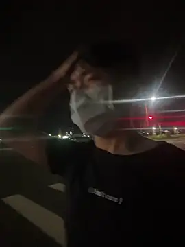 Snapshot of chipboo chatting on 10-23-25, 03:44 chipboo online show from 10-23-25, 03:44