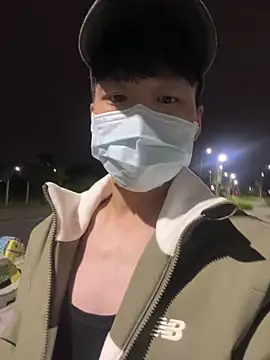 Snapshot of chipboo chatting on 11-01-25, 03:36 chipboo online show from 11-01-25, 03:36