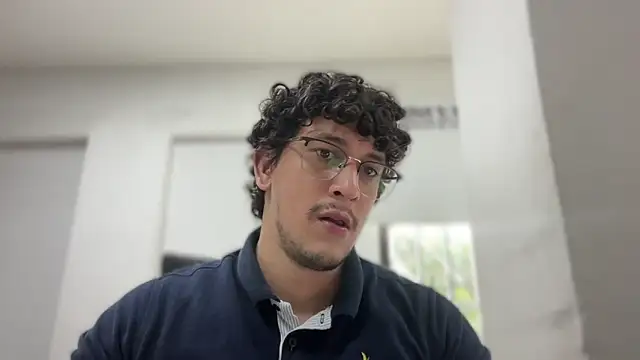 chicoinhibido online show from 12-19-25, 08:05