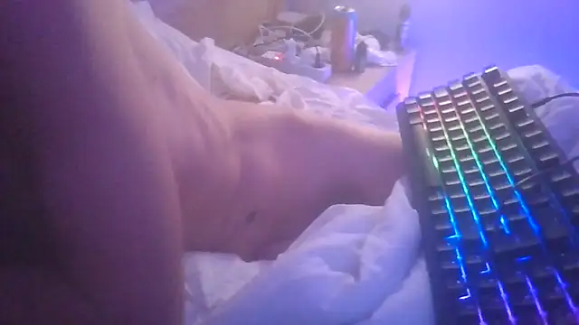 Snapshot of macford1 chatting on 11-30-25, 11:20 macford1 online show from 11-30-25, 11:20