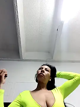 DaphneRosses online show from 03-01-26, 06:32