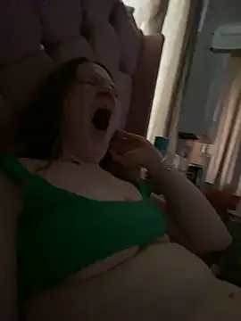 Snapshot of feedeegeorgie chatting on 03-12-25, 08:51 feedeegeorgie online show from 03-12-25, 08:51