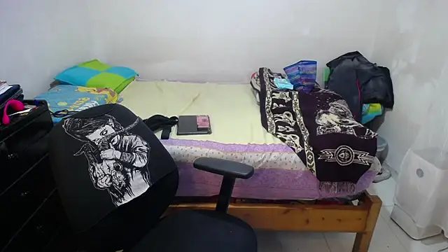 freyaa sorcerees online show from 03-11-25, 05:16