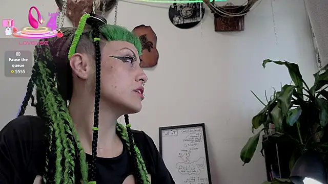 freyaa sorcerees online show from 10-21-25, 06:52