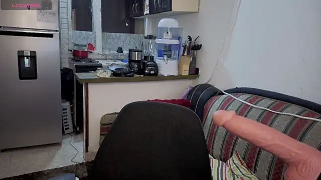 freyaa sorcerees online show from 10-31-25, 04:57