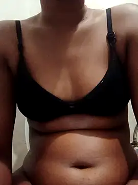 Snapshot of naughtyreva chatting on 03-19-25, 06:44 naughtyreva online show from 03-19-25, 06:44