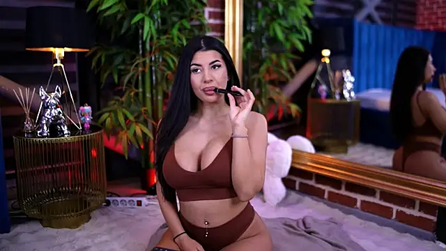 Snapshot of TanyaVonDe chatting on 03-02-26, 06:15 TanyaVonDe online show from 03-02-26, 06:15