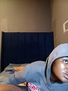 Snapshot of SexyShybarbie chatting on 11-21-25, 11:36 SexyShybarbie online show from 11-21-25, 11:36