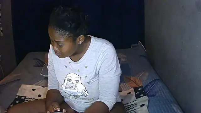 Snapshot of SexyShybarbie chatting on 02-01-26, 08:18 SexyShybarbie online show from 02-01-26, 08:18