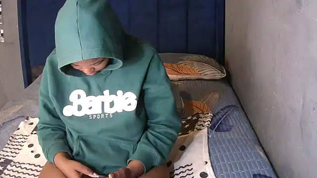 Snapshot of SexyShybarbie chatting on 03-02-26, 05:41 SexyShybarbie online show from 03-02-26, 05:41