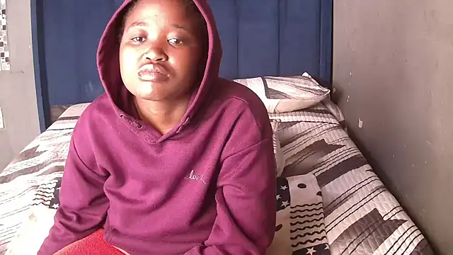 SexyShybarbie online show from 06-02-26, 06:37