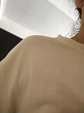 Seet Hanna online show from 09-26-25, 02:32