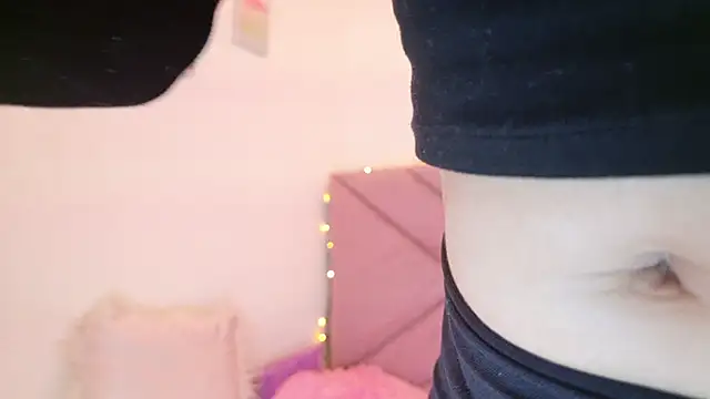 Snapshot of eva_sin18 chatting on 02-10-26, 11:09 eva sin18 online show from 02-10-26, 11:09