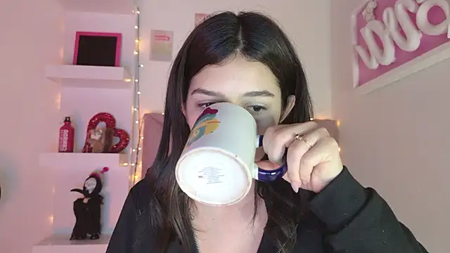 Snapshot of eva_sin18 chatting on 03-18-26, 11:30 eva sin18 online show from 03-18-26, 11:30