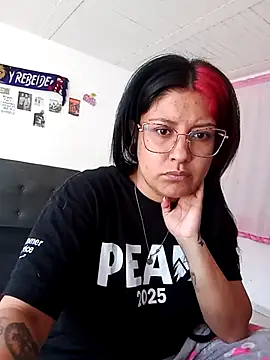 DaniPoison online show from 02-10-26, 02:43