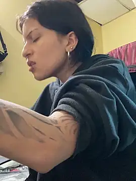 val zx online show from 09-18-25, 06:43