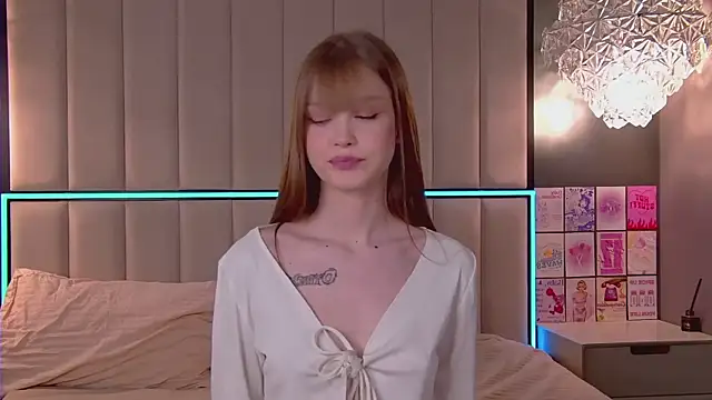 BellaSecrett online show from 03-13-25, 02:33