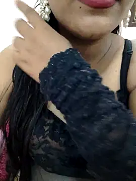 priya 00143 online show from 05-07-26, 06:02