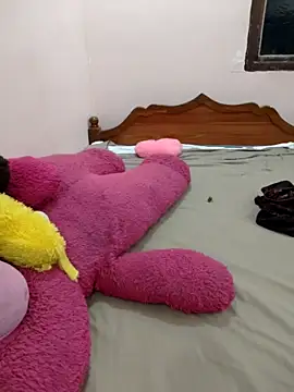 priya 00143 online show from 05-09-26, 04:12