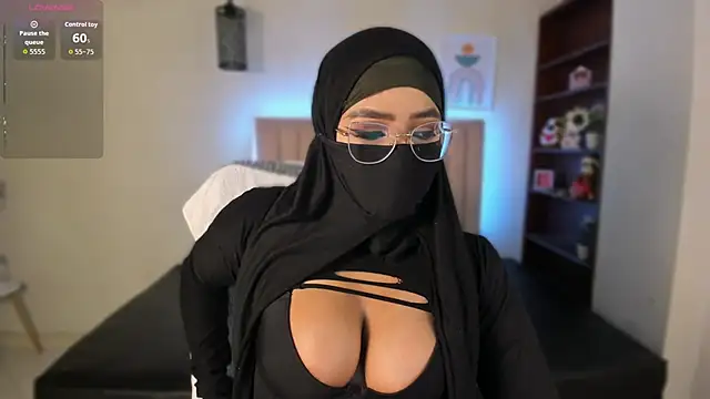 Sasha Anaan online show from 10-23-25, 08:24