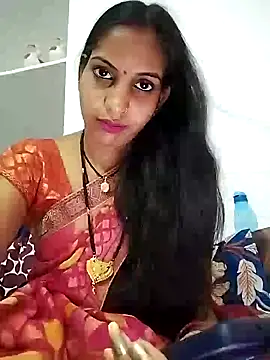 Snapshot of Hotty-Nidhi chatting on 03-13-25, 08:15 Hotty-Nidhi online show from 03-13-25, 08:15