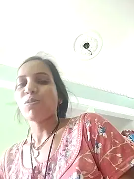 Snapshot of Hotty-Nidhi chatting on 03-15-25, 04:02 Hotty-Nidhi online show from 03-15-25, 04:02