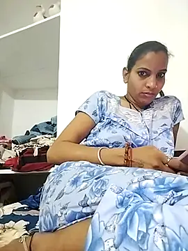 Snapshot of Hotty-Nidhi chatting on 03-22-25, 02:48 Hotty-Nidhi online show from 03-22-25, 02:48
