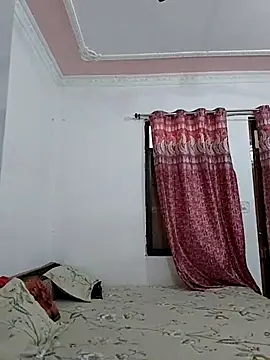 Snapshot of Hotty-Nidhi chatting on 09-12-25, 04:23 Hotty-Nidhi online show from 09-12-25, 04:23