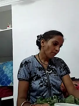 Snapshot of Hotty-Nidhi chatting on 10-03-25, 03:25 Hotty-Nidhi online show from 10-03-25, 03:25