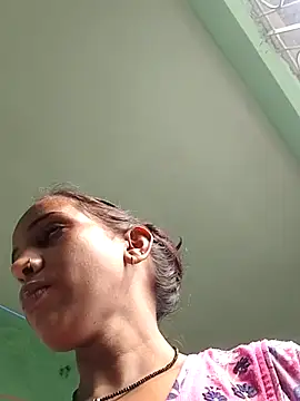 Hotty-Nidhi online show from 10-23-25, 04:56