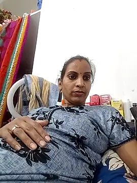 Hotty-Nidhi online show from 03-30-26, 03:35