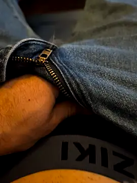 A DV78 online show from 04-23-26, 07:05