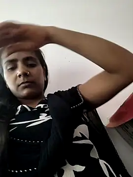 Snapshot of indiancute43 chatting on 06-25-26, 08:08 indiancute43 online show from 06-25-26, 08:08