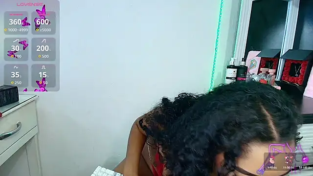 Snapshot of charlotte_walker1 chatting on 12-02-25, 10:27 charlotte walker1 online show from 12-02-25, 10:27