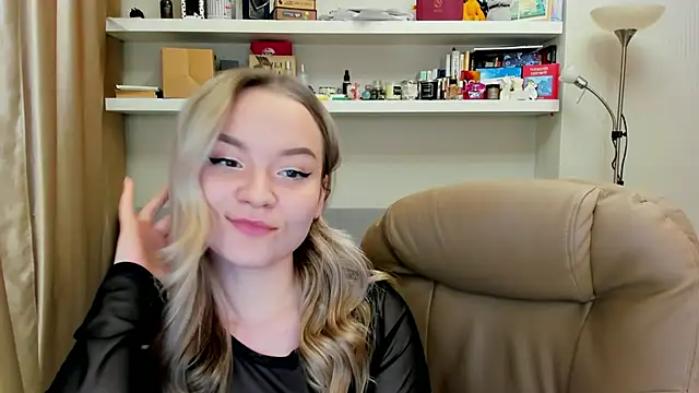 Kara Smith  online show from 12-09-24, 12:01