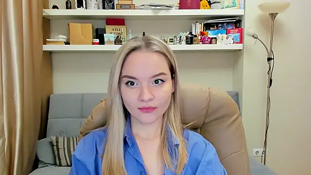 Kara Smith  online show from 02-16-25, 01:36