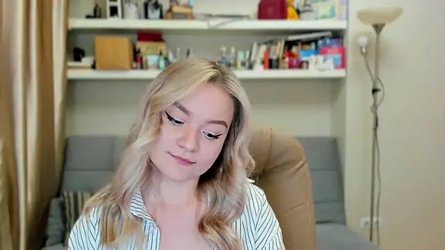 Kara Smith  online show from 09-14-25, 10:09