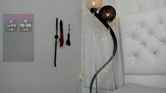 sarah temptation online show from 02-28-26, 09:16