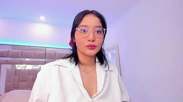Snapshot of anya_ford chatting on 03-11-25, 11:44 anya ford online show from 03-11-25, 11:44