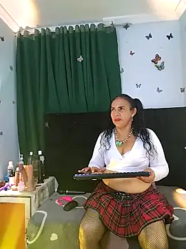 AlexaNovoa  online show from 02-08-26, 11:08