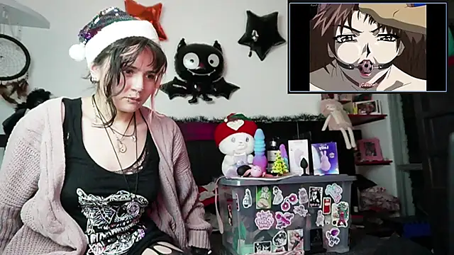 Snapshot of Devil_And_Princess chatting on 12-19-25, 01:56 Devil And Princess online show from 12-19-25, 01:56