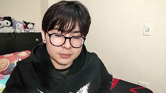 Snapshot of Dante_Gothic chatting on 12-01-25, 11:32 Dante Gothic online show from 12-01-25, 11:32