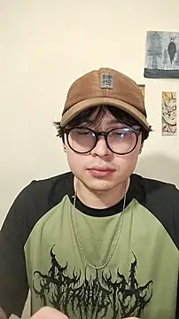 Snapshot of Dante_Gothic chatting on 01-15-26, 03:44 Dante Gothic online show from 01-15-26, 03:44