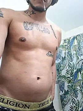 HazelEyedJay420 online show from 01-09-26, 05:10