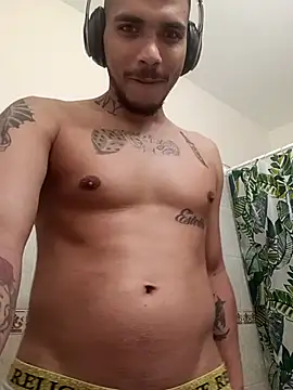 HazelEyedJay420 online show from 01-12-26, 05:45