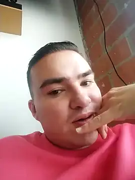 Snapshot of Andy-rtg chatting on 03-09-25, 04:22 Andy-rtg online show from 03-09-25, 04:22