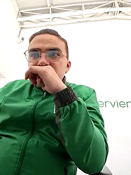 Snapshot of Andy-rtg chatting on 12-22-25, 06:05 Andy-rtg online show from 12-22-25, 06:05